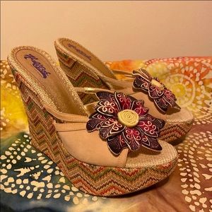 Wedge platforms